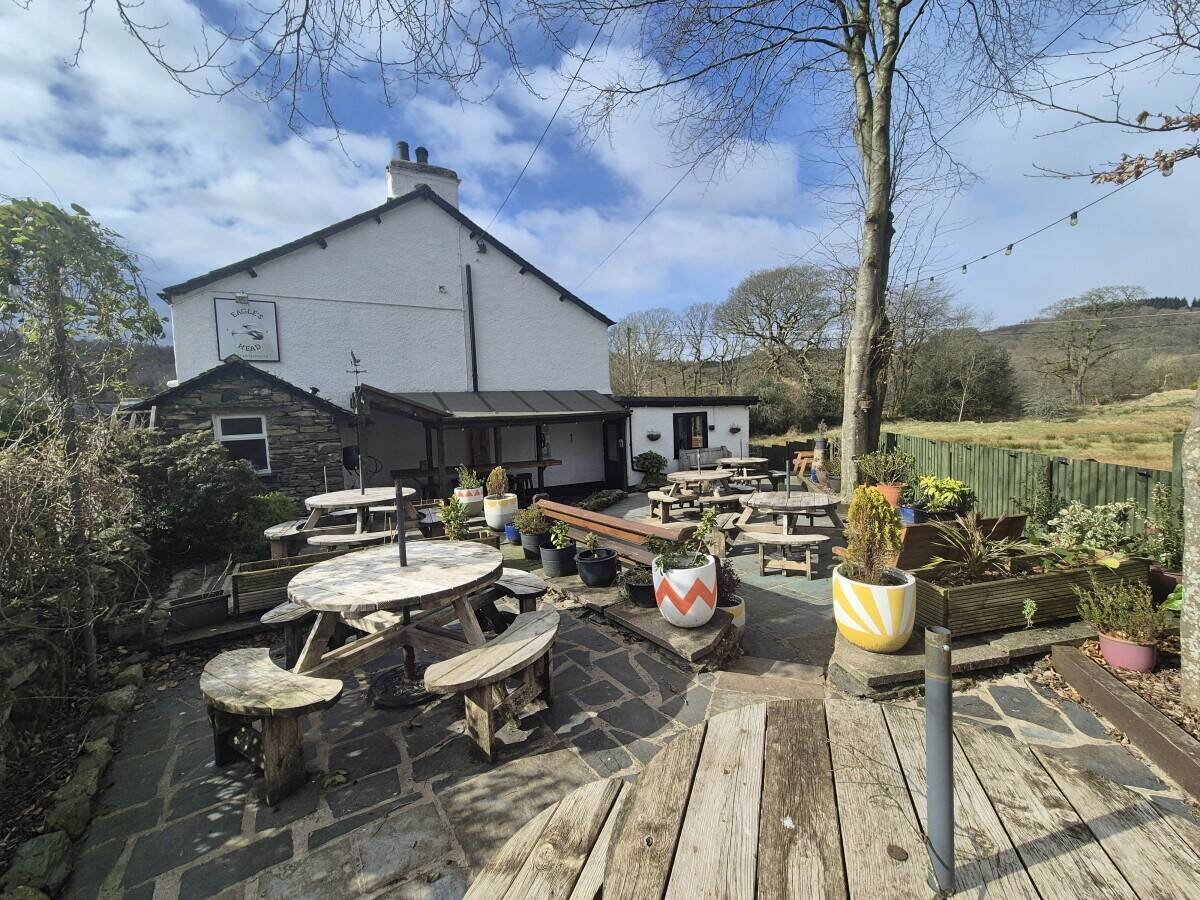 LAKE DISTRICT NATIONAL PARK – QUAINT VILLAGE PUB IN THE HEART OF GRIZEDALE FOREST