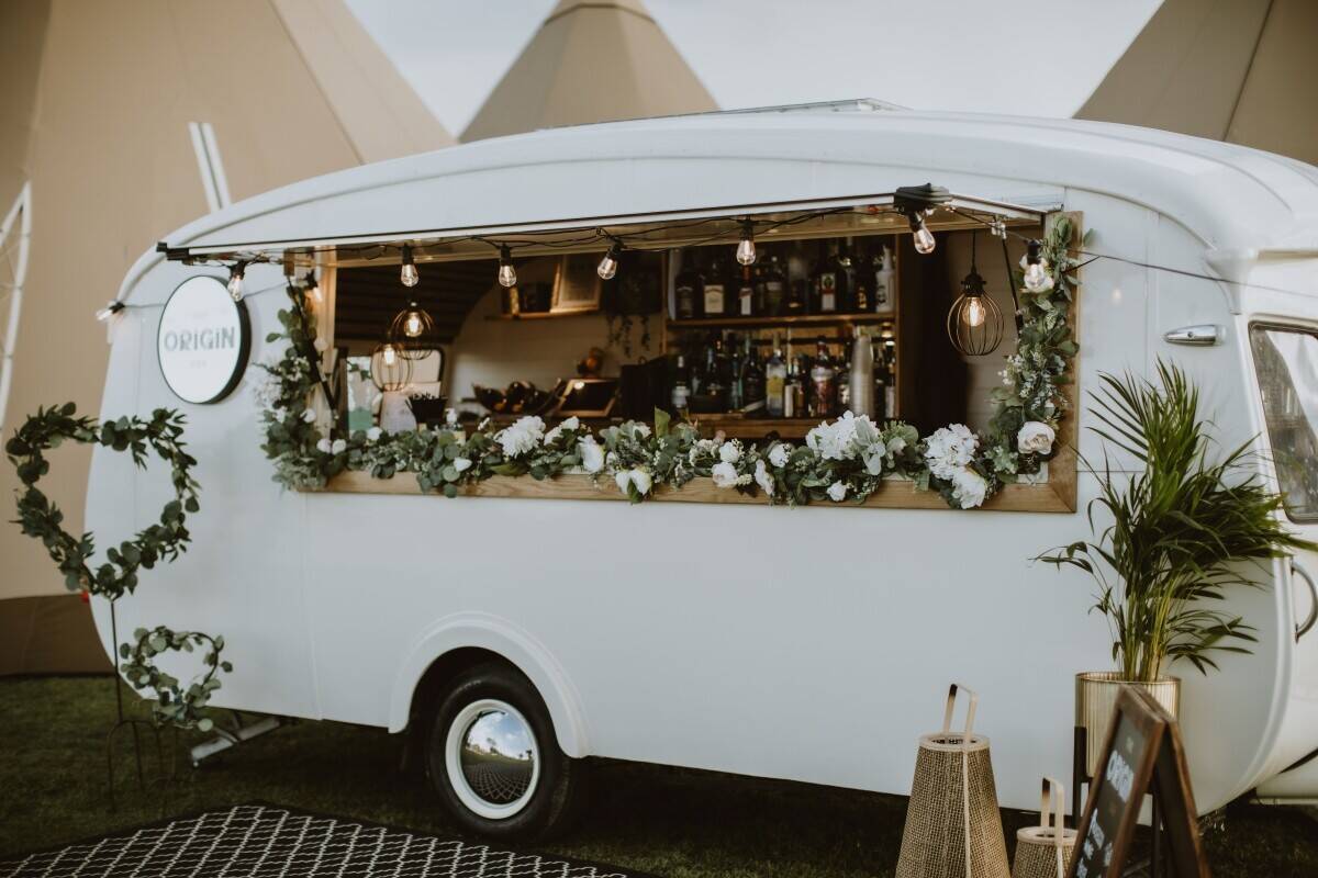 Mobile Vintage Bar Business for Sale in Leicestershire/Midlands Photo 9