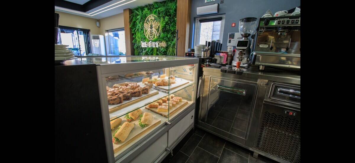 Cafe/restaurant for sale in Cambridge Trumpington with Large Kitchen and new outdoor seating. Photo 9
