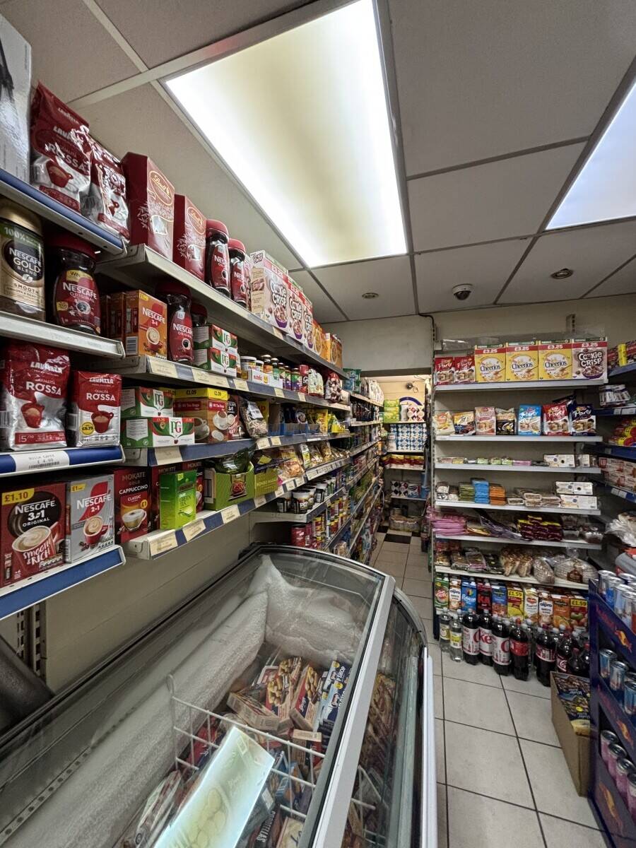 Last 15 year of the off-licence shop