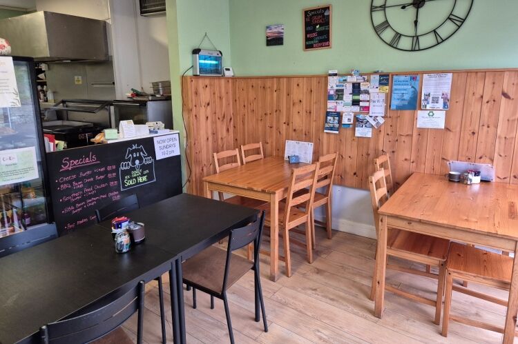 Established Cafe - Hornsea Photo 9