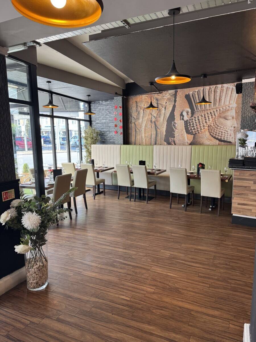 Successful Iranian Pasargad restaurant to sell
