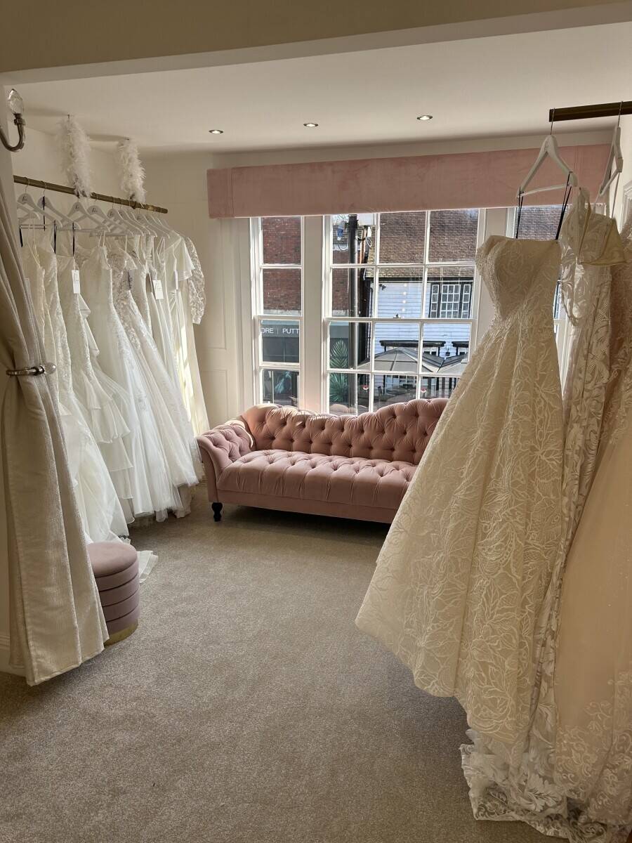 Stunning Established Bridal Boutique In Billericay High Street