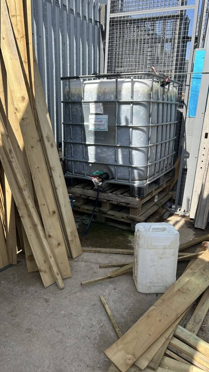 Profitable and well-established fencing business for sale in Hampshire.