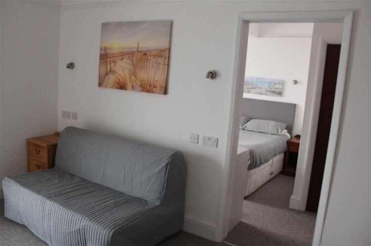 Traditional Seaside Holiday Accommodation For Sale For Sale in Paignton Photo 9
