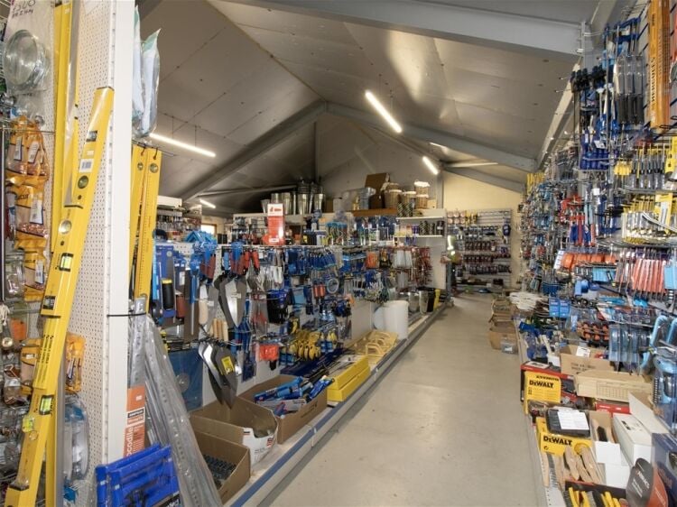 W&D Ross Hardware Store and Paint Spectrum, Thurso Photo 9