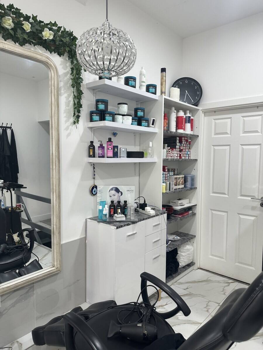 Hair & Beauty salon for sale