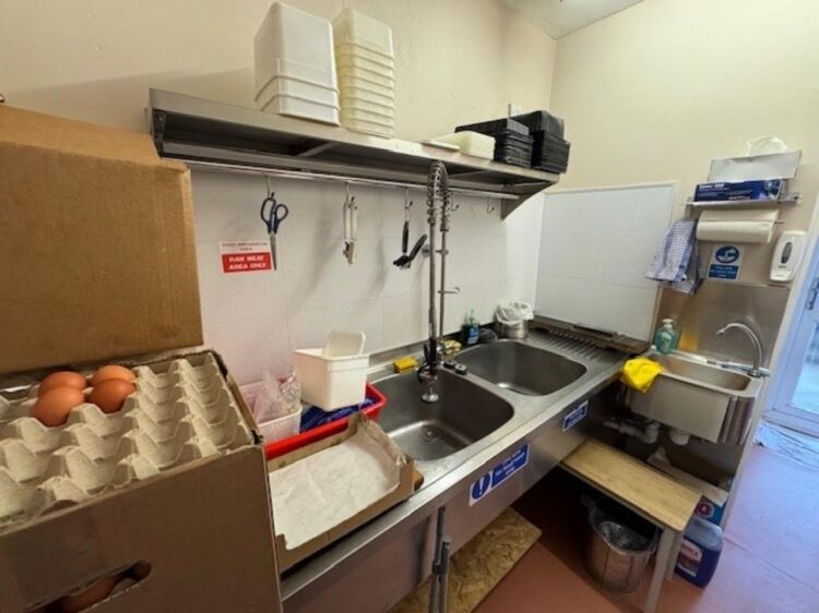 Leasehold Chinese Takeaway Located In Stirchley, Birmingham