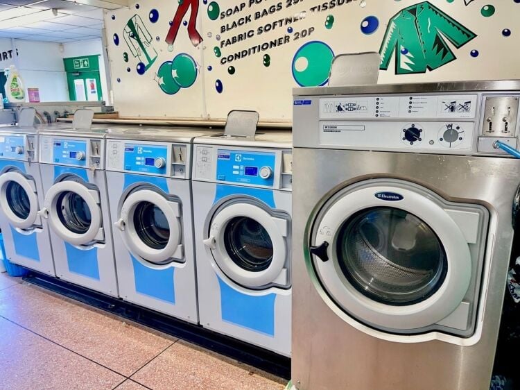 Leasehold Launderette & Dry Cleaners Located In Helston Photo 9