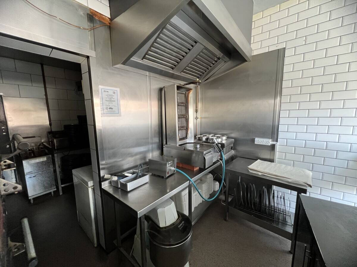 Established and Thriving Pizzeria For Sale &ndash; Hartlepool Photo 9