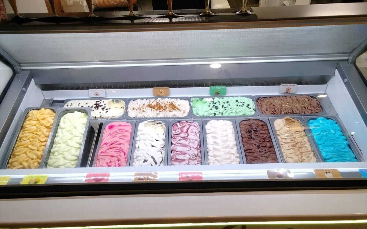 Dessert Shop in Nottingham
