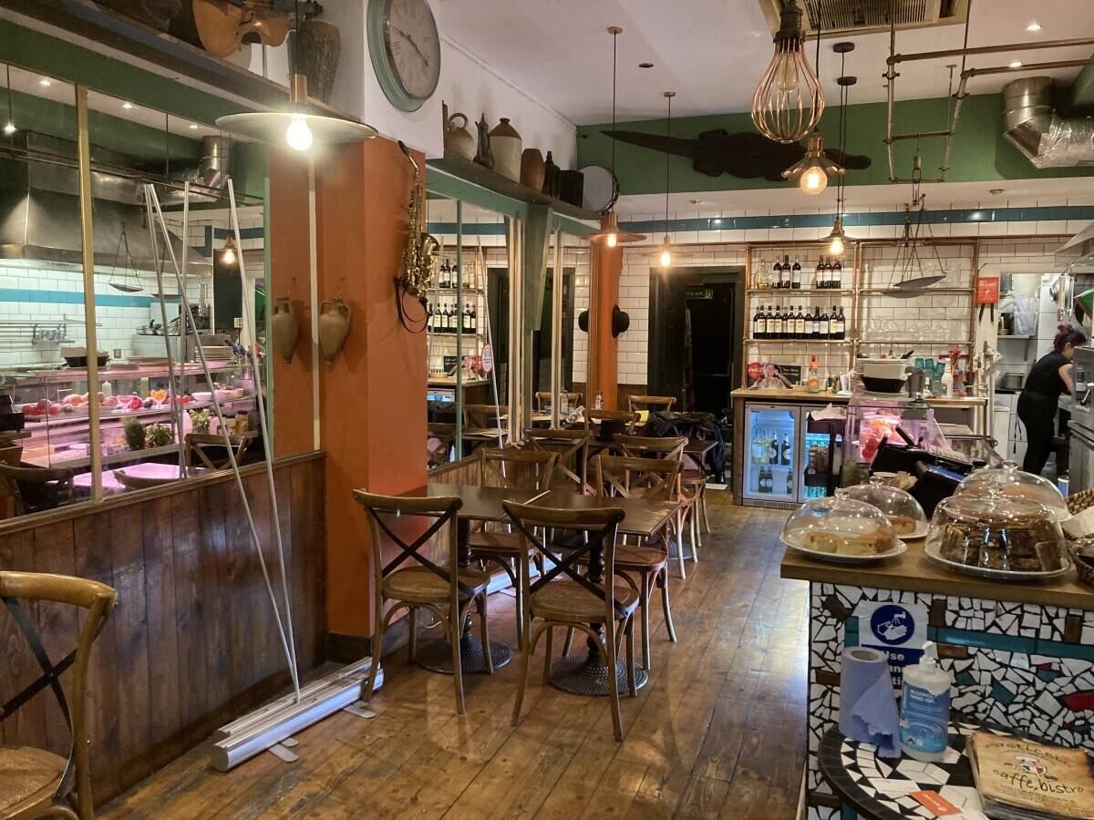 REDUCED PRICE !!Italian restaurant, cafe , bistro for sale Hampstead Photo 9