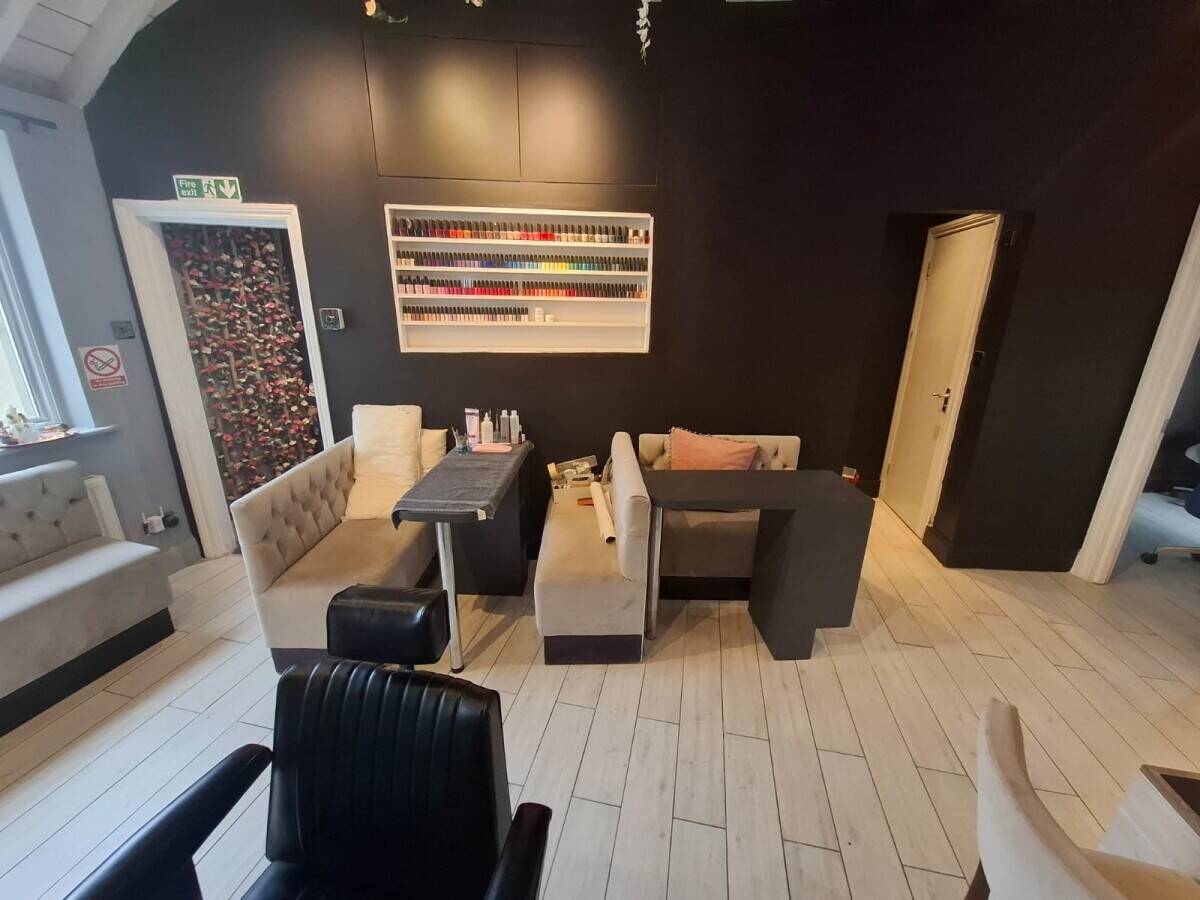 Beauty clinic for sale in harrow