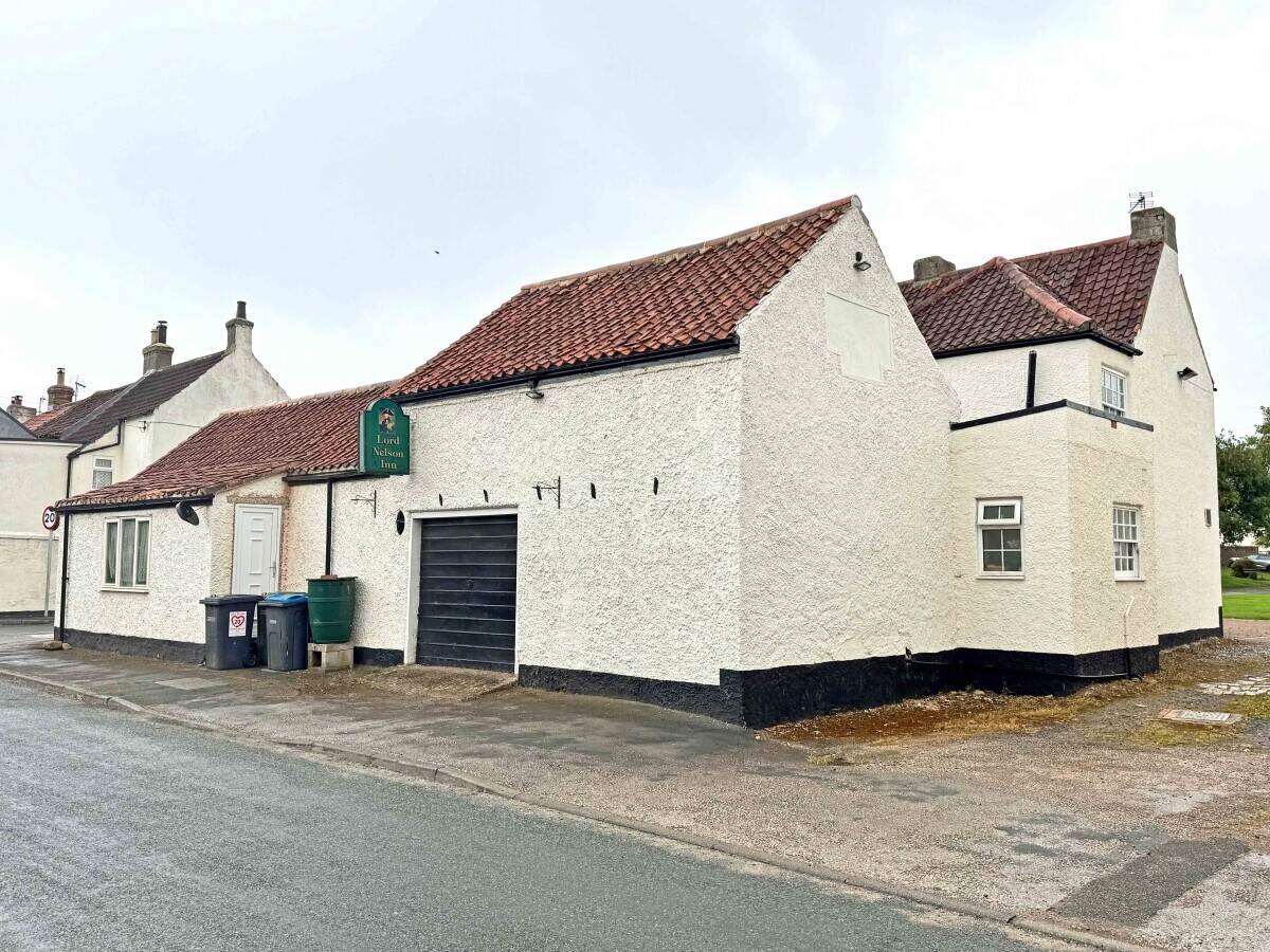 NORTHALLERTON - FREEHOLD VILLAGE PUB