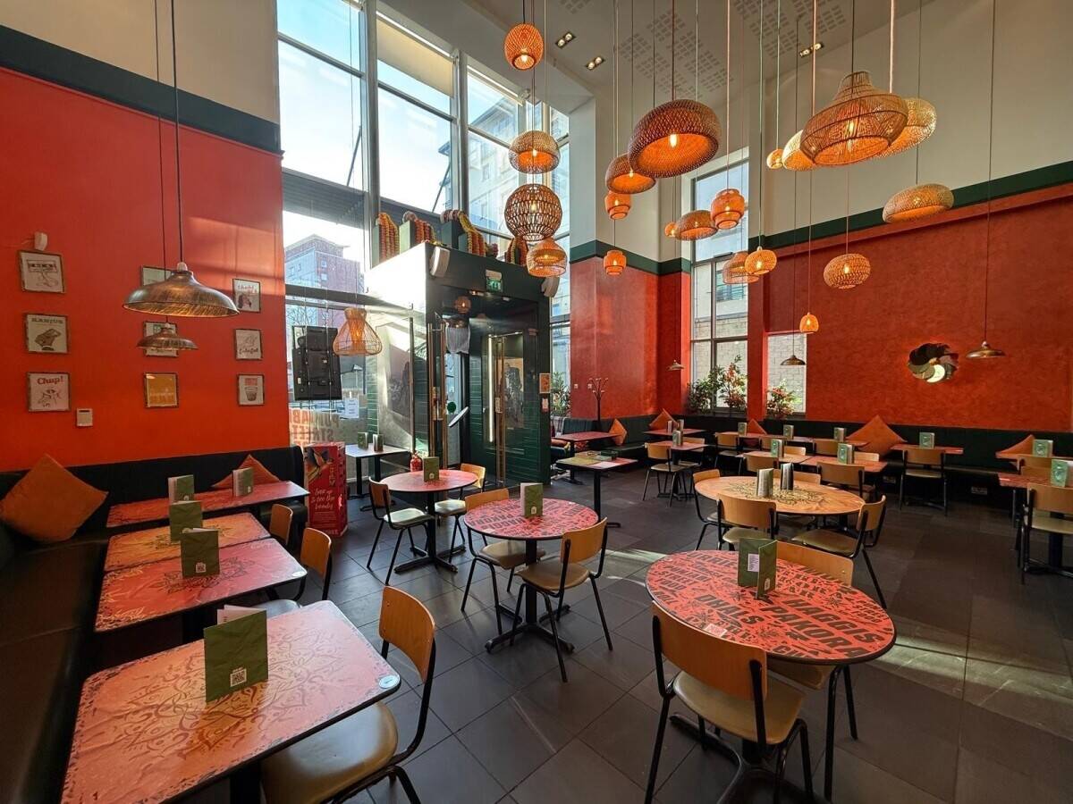 Immaculately presented restaurant & bar in Edinburgh (ref 1722)
