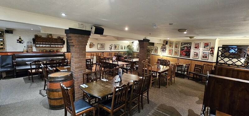 Long established & highly profitable restaurant & bar in heart of Dunoon town centre Photo 9