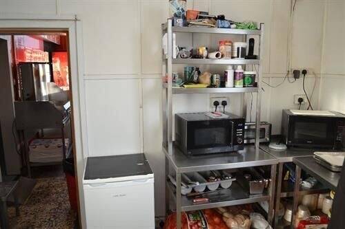 Fish and Chip Shop with On-Site Accommodation Photo 9