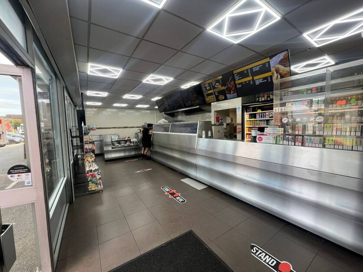 Fish&chips for sale in Woodville de11 7ea Photo 9