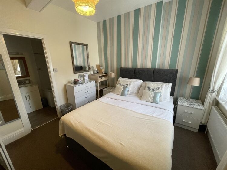 Beautifully presented guest house in a prime position close to Torquay Harbour For Sale in Torquay