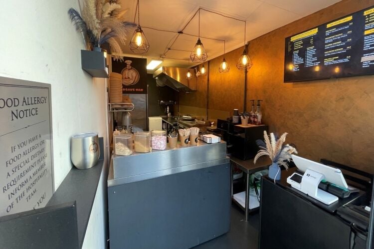Dietary Specialist Pancake & Waffle House -Bristol Photo 9