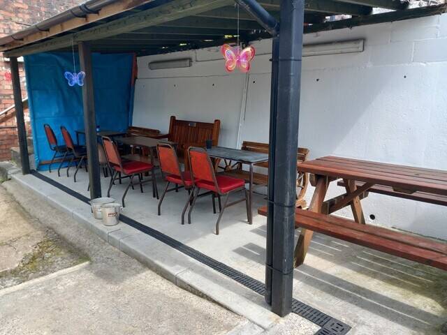 SWANSEA CITY - TRADITIONAL WET-LED PUB IN DENSELY POPULATED CITY CENTRE SUBURB