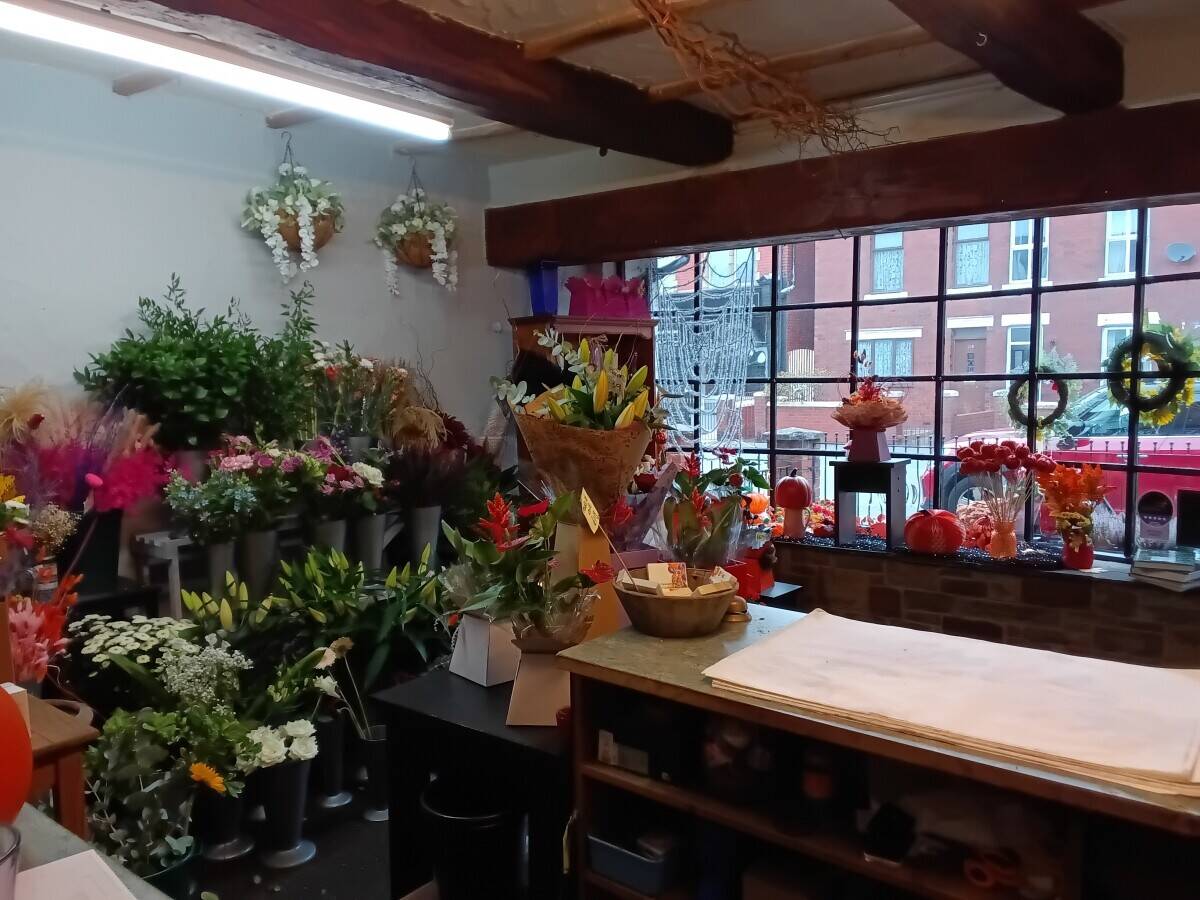 Freehold Well Established Florist Flowers Gifts Business Accommodation Coppull Chorley Lancashire