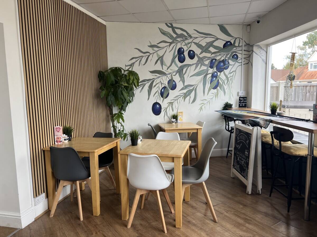 Popular coffee shop with a hub of clubs in the heart of the community for sale in Poole, Dorset Photo 9