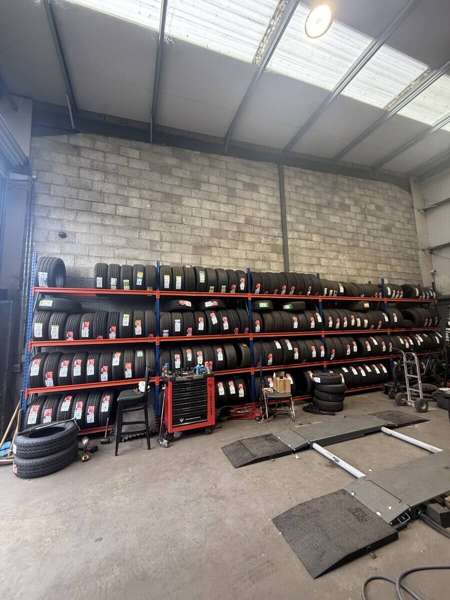 The Tyre Clinic, Hull. Photo 10
