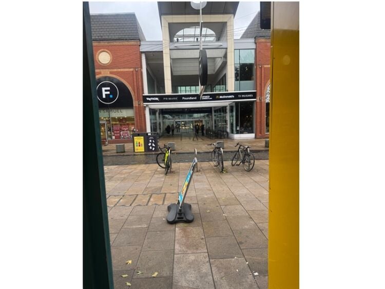 Fully Fitted Takeaway in Preston City Centre – Ready to Rebrand & Trade Photo 9