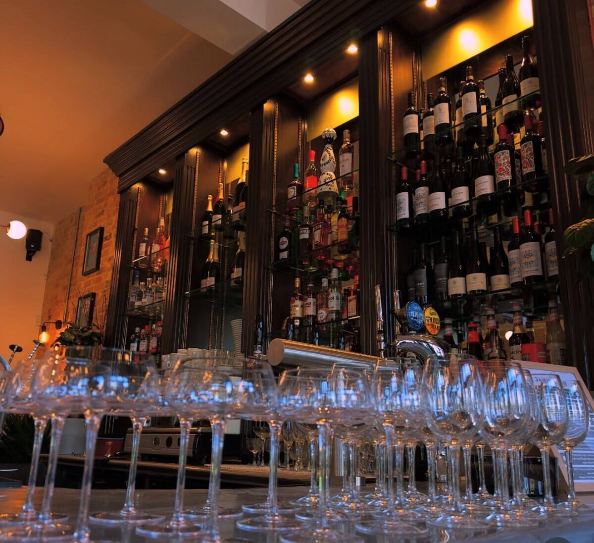 Restaurant & Cocktail Bar for Sale in London