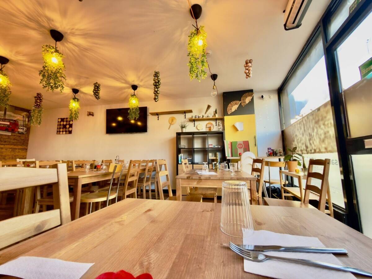 Restaurant, bar & takeaway 3 in 1 Photo 9