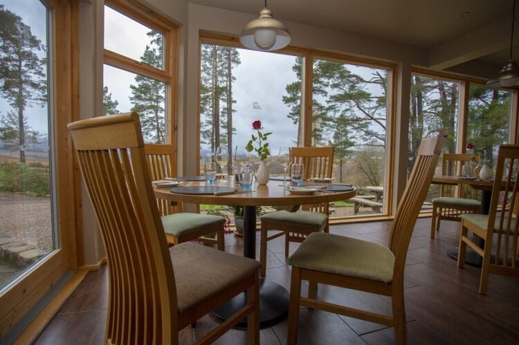 Old Pines Hotel & Restaurant, Spean Bridge Photo 9