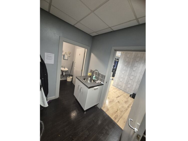 Reputable Hair & Beauty Salon – A Ready-Made Business Venture