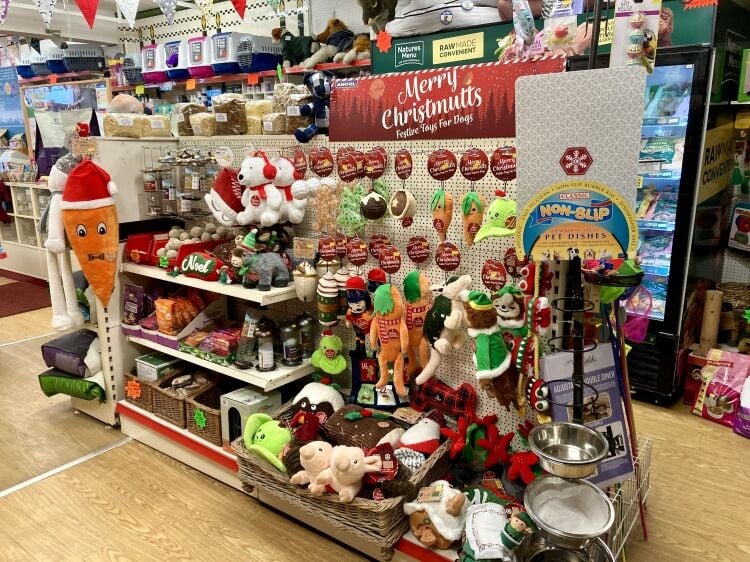 PET SUPPLIES & ACCESSORIES