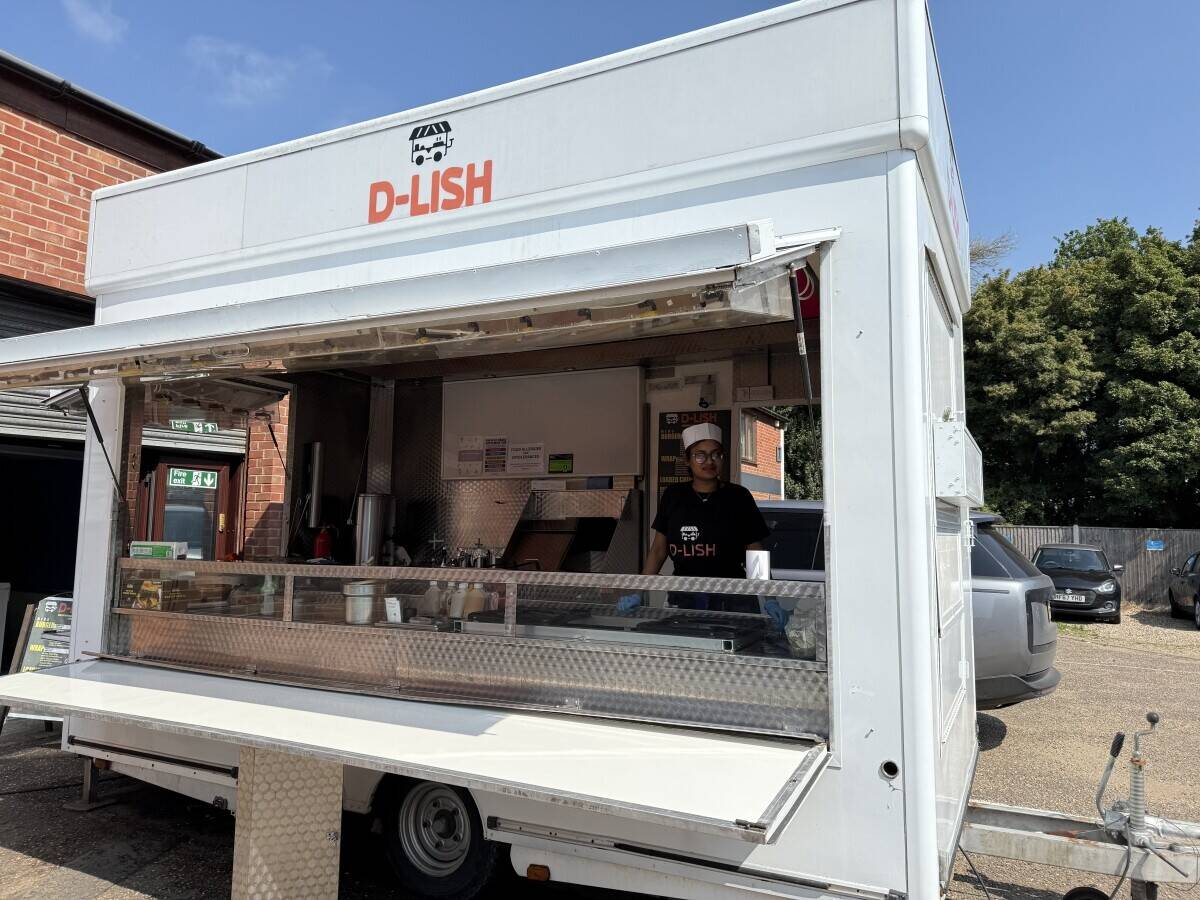Fully Equipped Purpose-Built Catering Trailer – Ready to Trade! Photo 8