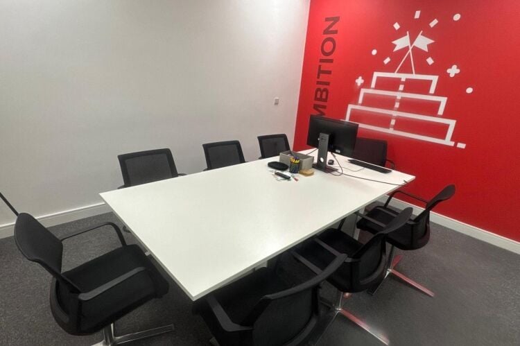 Established Commercial Cleaning Company Photo 9