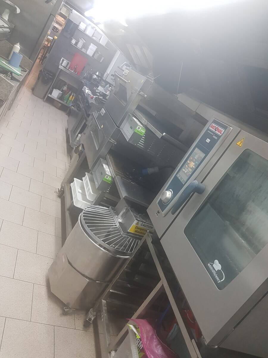 Coffee shop and Italian kitchen 