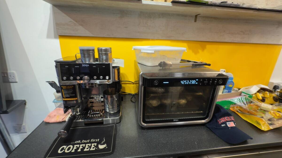 Cafe for sale in watford Photo 9