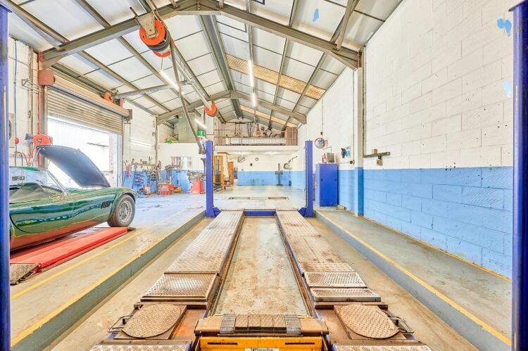 Established MOT Garage - Hertfordshire