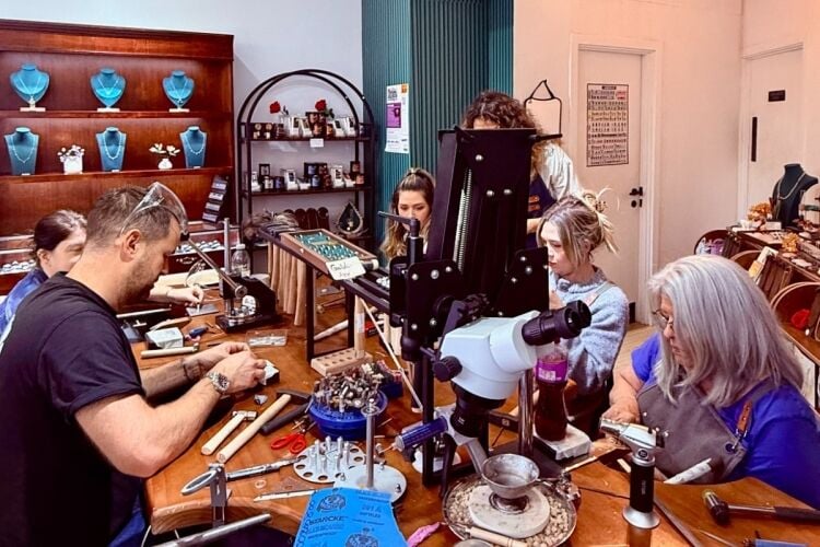 Jewellery Boutique & Creative Workshop - Sheffield Photo 9