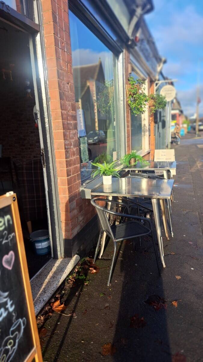 Cafe for sale in town centre Photo 9