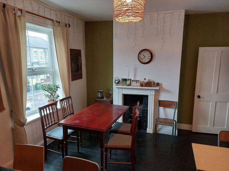 REDUCED !! Delightful Coffee House and Cafe T/a Bison, 17 Heslington Road, York, YO10 5AR Photo 8