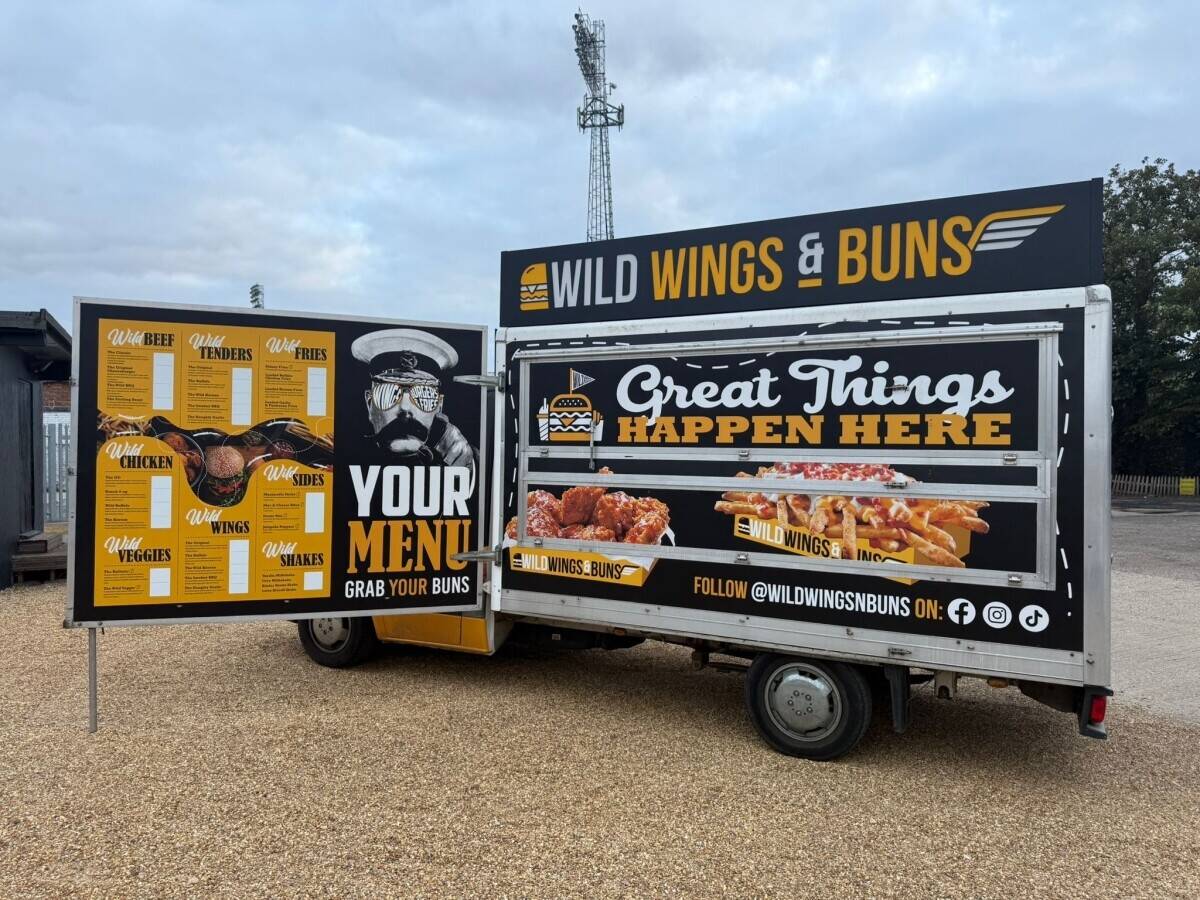 Wild Wings & Buns Fast Food Running Business Burgers & Wings Photo 9