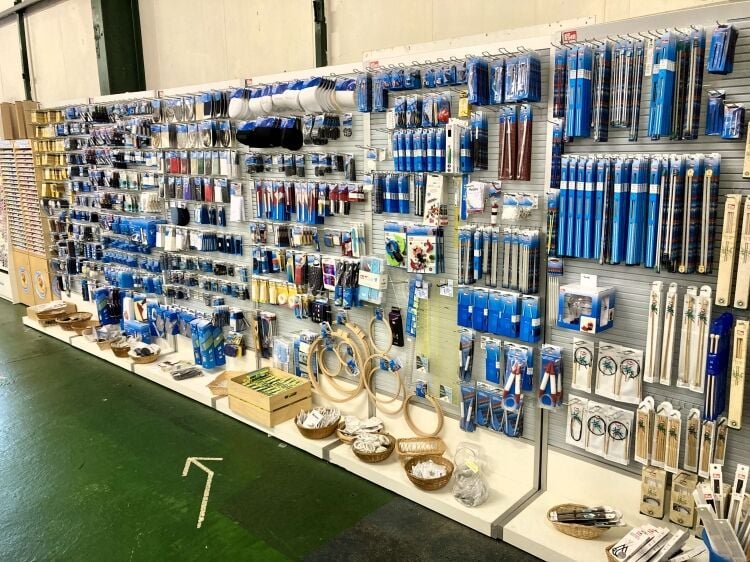 FABRIC, HABERDASHERY, & CRAFT RETAIL WAREHOUSE Photo 9