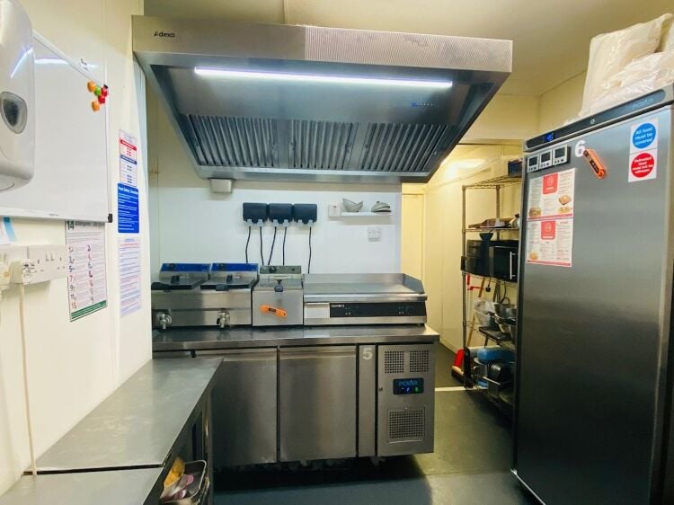 Leasehold Modern BBQ Street Food Takeaway Located in Kimberly, Nottingham