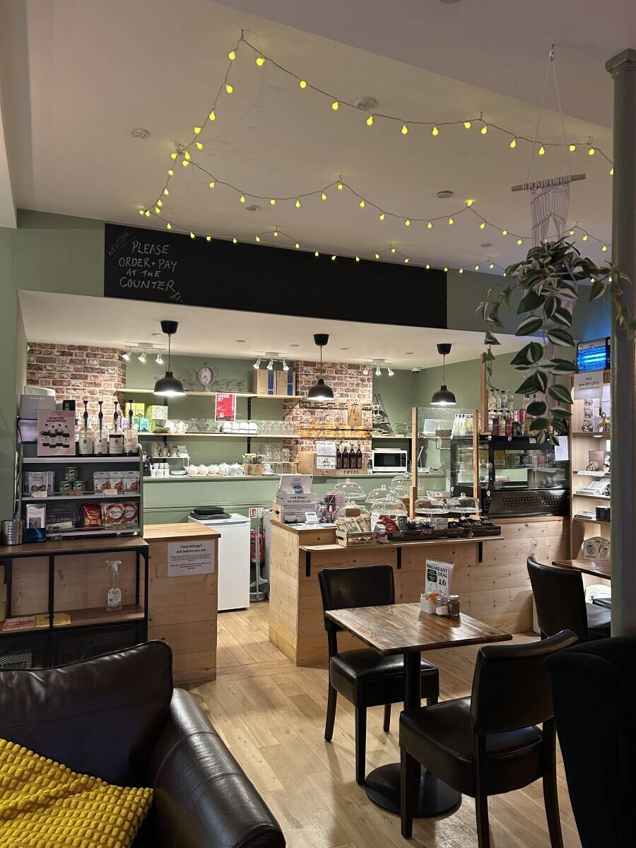 Profitable Coffee Shop &ndash; Tavistock &ndash; Low Hours (9&ndash;4) &ndash; Growth Potential &ndash; &pound;55k Photo 10