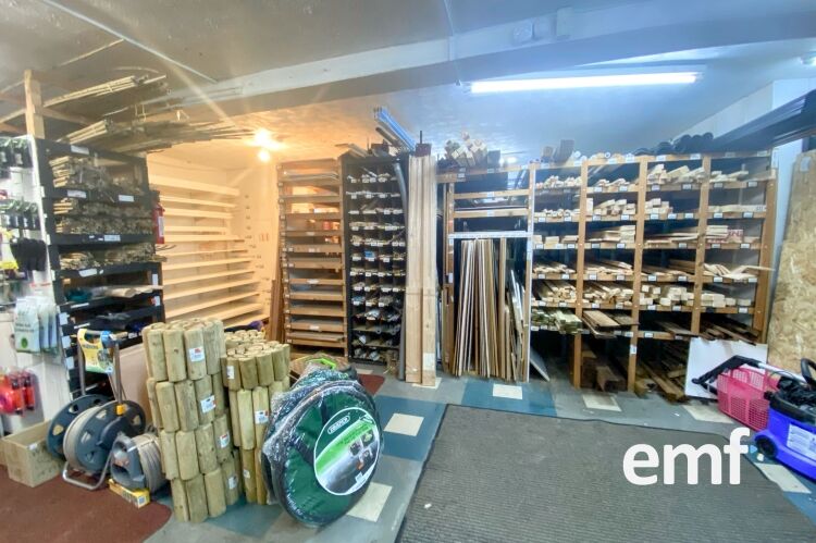 DIY & Hardware Store (Freehold or Leasehold) Photo 9