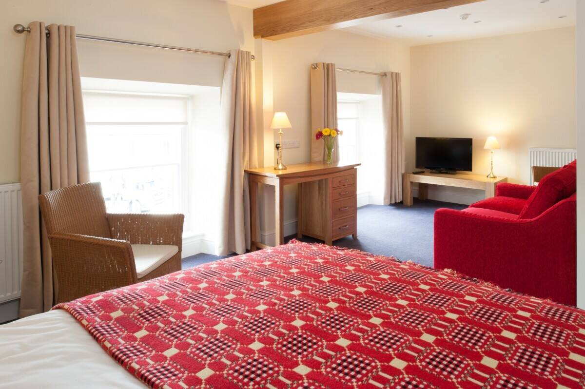 Historic hotel located in the heart of Wales