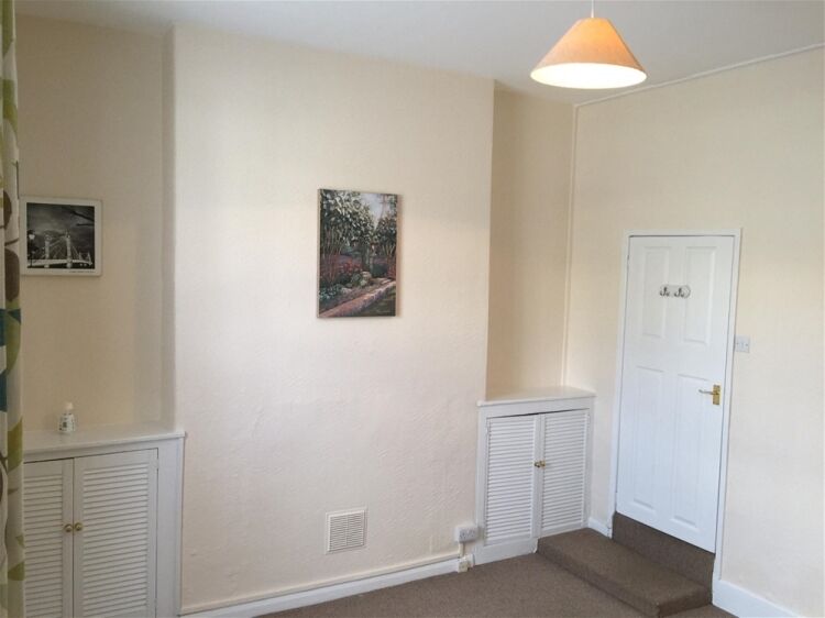 Auction Lot: Block of 4 x Investment Flats, Torquay, Devon For Sale in Torquay Photo 9