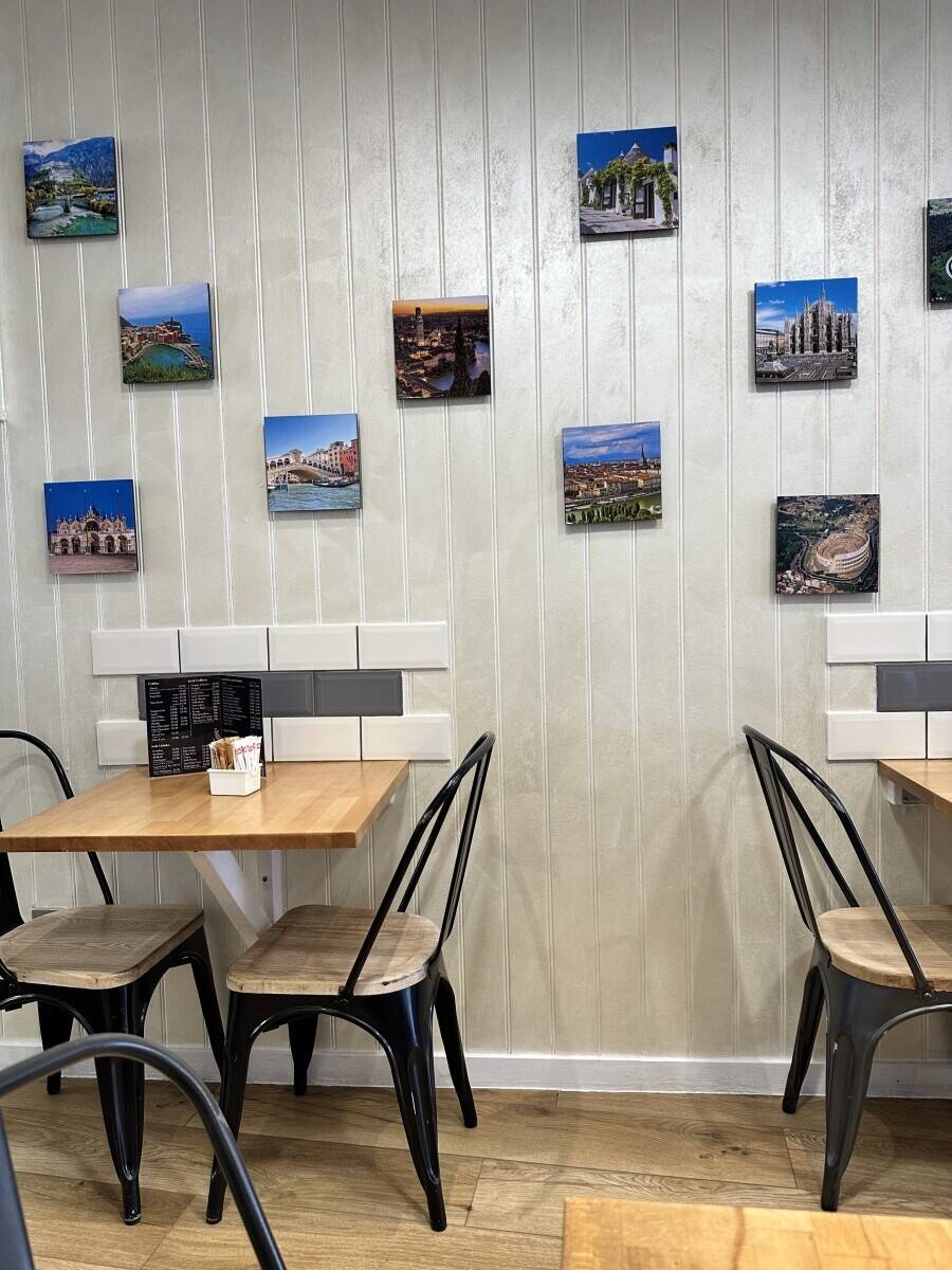 Italian coffee shop Photo 9